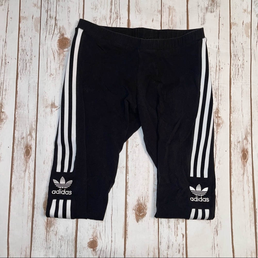 ADIDAS - Women’s striped leggings - medium